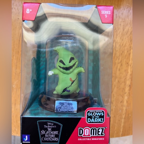 Nightmare Before Christmas Domez Collectible Miniatures Set of 4 - Picture 5 of 5